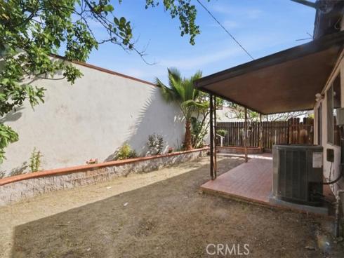 2011 W Katella  , Anaheim, CA