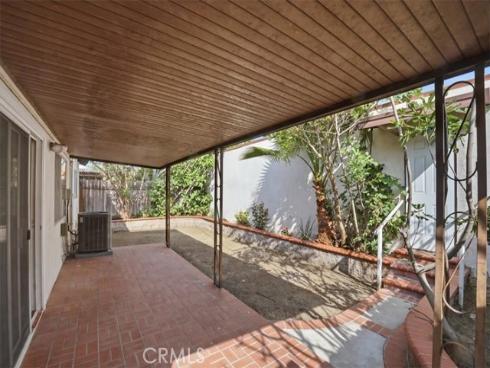 2011 W Katella  , Anaheim, CA