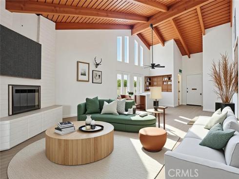 2011 W Katella  , Anaheim, CA