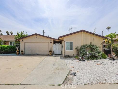 1762 W Minerva  , Anaheim, CA