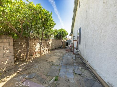 915 S Sarah  , Anaheim, CA