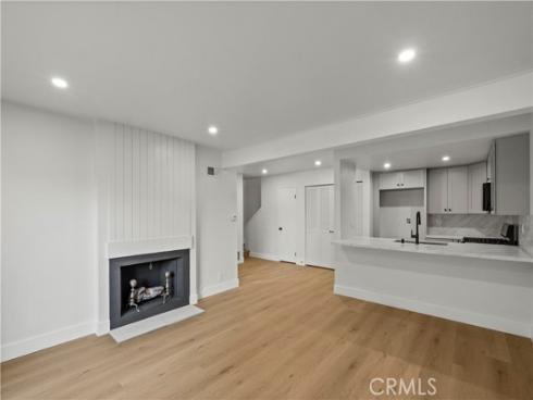 1381  S. Walnut St  2505 , Anaheim, CA