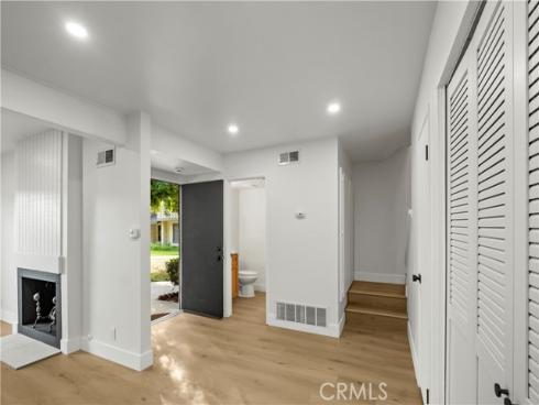 1381  S. Walnut St  2505 , Anaheim, CA