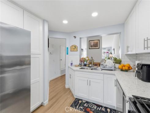 701 S Hayward  18 , Anaheim, CA