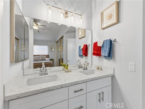 701 S Hayward  18 , Anaheim, CA