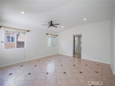 612 S Halliday St  , Anaheim, CA