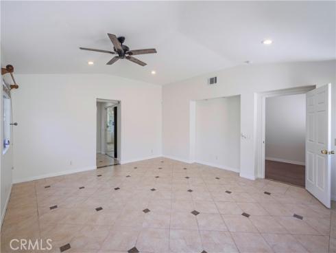 612 S Halliday St  , Anaheim, CA