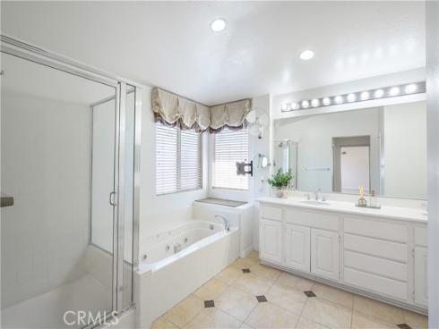 612 S Halliday St  , Anaheim, CA