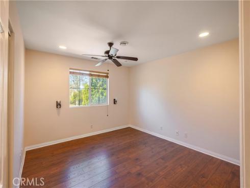 612 S Halliday St  , Anaheim, CA