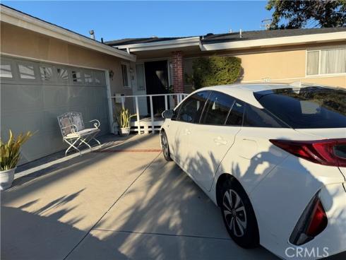 1439 W Kiama  , Anaheim, CA