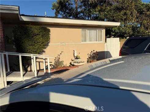 1439 W Kiama  , Anaheim, CA