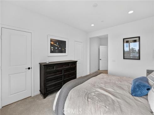 1097  N Harbor Blvd  , Anaheim, CA