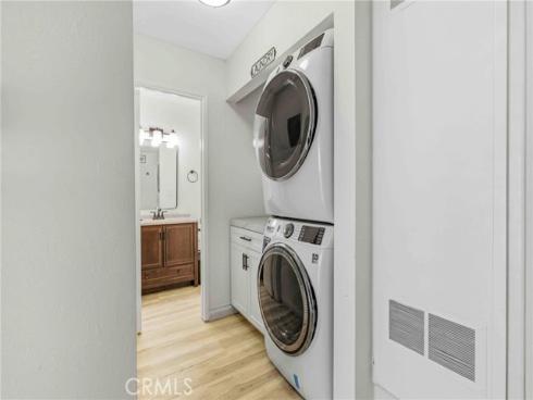 1124 S Clifpark  C37P , Anaheim, CA