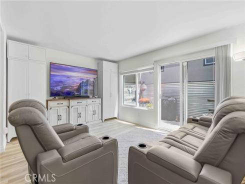 1124 S Clifpark  C37P , Anaheim, CA