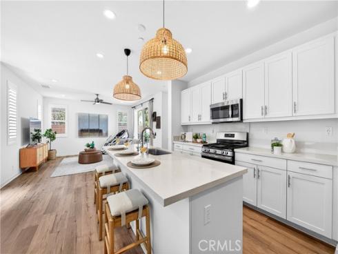 586 S Motif   Street, Anaheim, CA