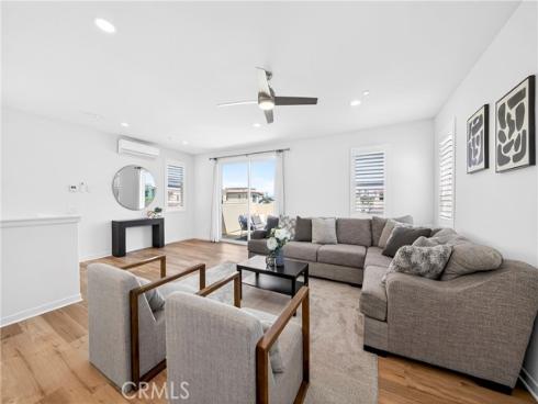 586 S Motif   Street, Anaheim, CA