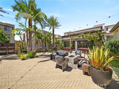 586 S Motif   Street, Anaheim, CA