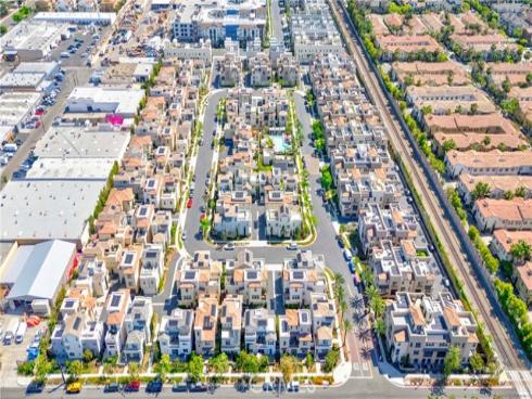 586 S Motif   Street, Anaheim, CA