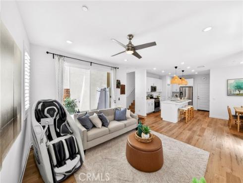 586 S Motif   Street, Anaheim, CA