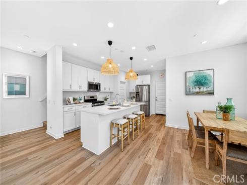 586 S Motif   Street, Anaheim, CA