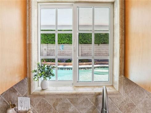 1054 N Hermosa , Anaheim, CA