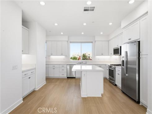 1637  W.lincoln Ave Unit 103  , Anaheim, CA