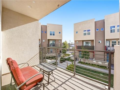 1637  W.lincoln Ave Unit 103  , Anaheim, CA