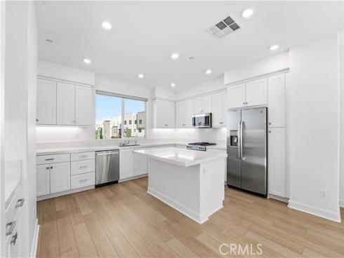 1637  W.lincoln Ave Unit 103  , Anaheim, CA