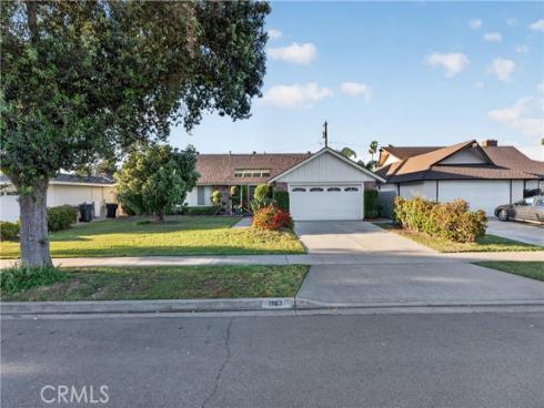 1963 W Chanticleer  , Anaheim, CA