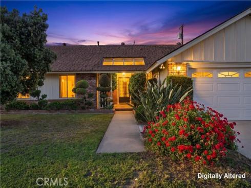 1963 W Chanticleer  , Anaheim, CA