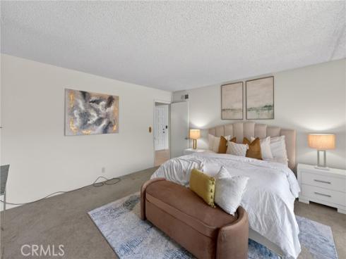 1963 W Chanticleer  , Anaheim, CA