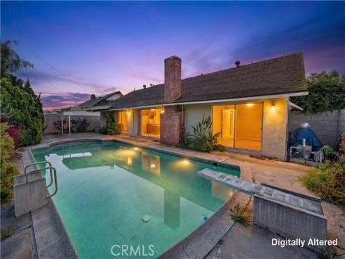 1963 W Chanticleer  , Anaheim, CA