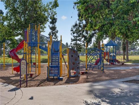 1963 W Chanticleer  , Anaheim, CA