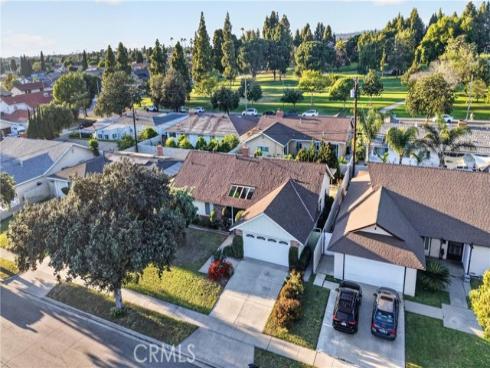 1963 W Chanticleer  , Anaheim, CA