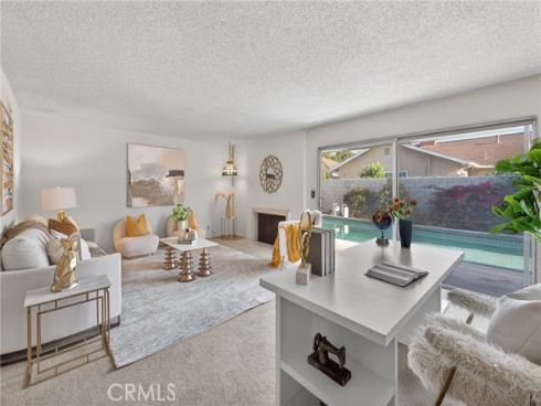 1963 W Chanticleer  , Anaheim, CA