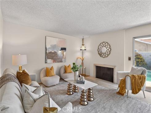 1963 W Chanticleer  , Anaheim, CA