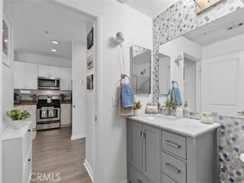 1801 E Katella  2157 , Anaheim, CA