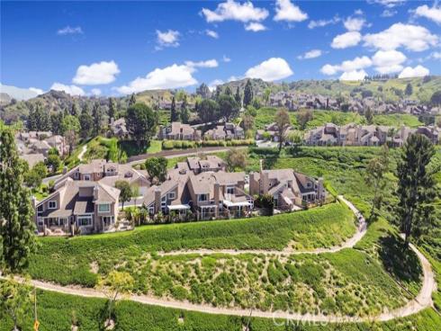 6117 E Garnet  , Anaheim, CA