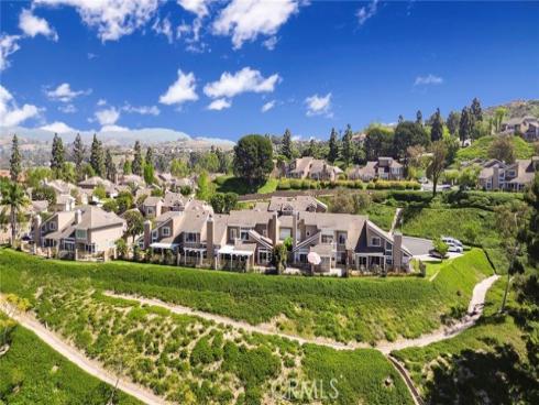 6117 E Garnet  , Anaheim, CA