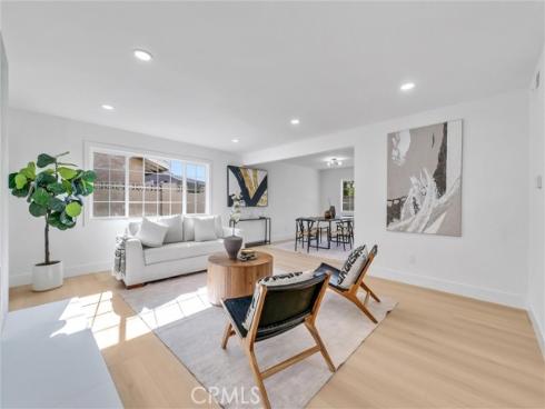 2902 E Winfield  , Anaheim, CA