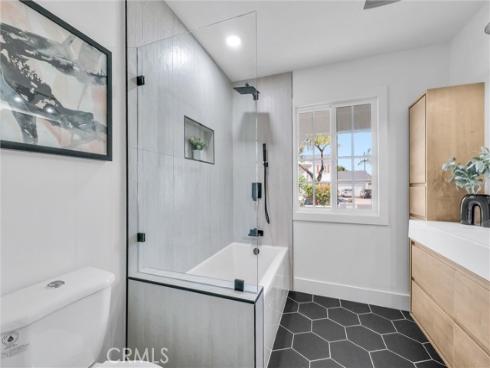 2902 E Winfield  , Anaheim, CA