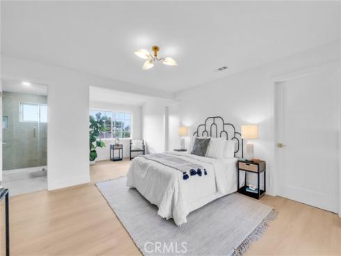 2902 E Winfield  , Anaheim, CA