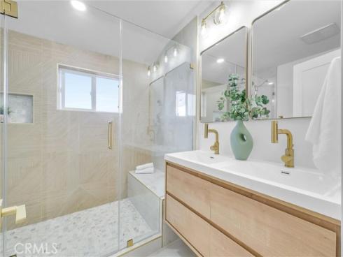 2902 E Winfield  , Anaheim, CA