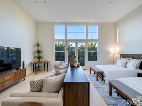 1801 E. Katella 4010