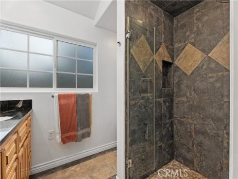 2165 W Romneya   Drive, Anaheim, CA