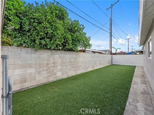 2165 W Romneya   Drive, Anaheim, CA