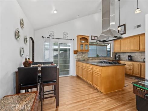 2165 W Romneya   Drive, Anaheim, CA