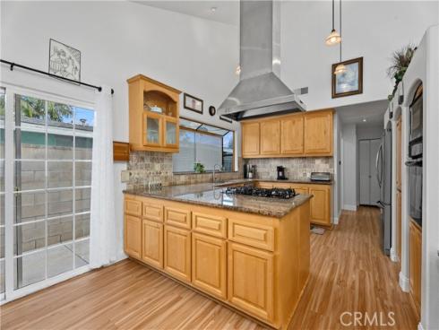 2165 W Romneya   Drive, Anaheim, CA