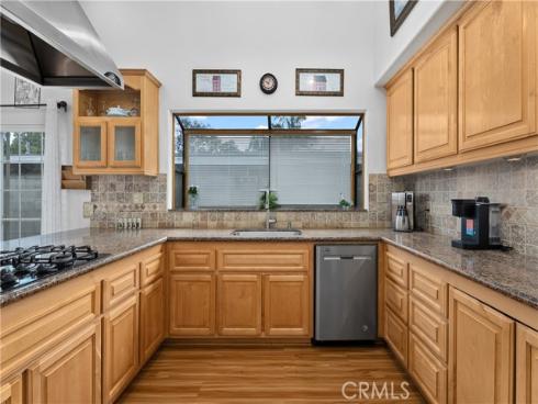 2165 W Romneya   Drive, Anaheim, CA