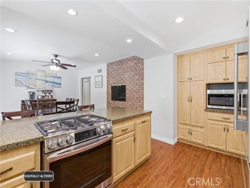 1935 W Chanticleer  , Anaheim, CA